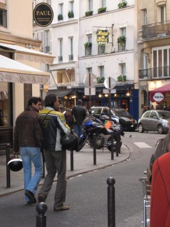 Paris 006.jpg   30kb   26.03.2021 22:28:12